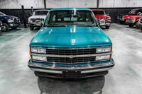 1993-Chevrolet-K1500-Bright Teal Metallic-189857-40.jpg